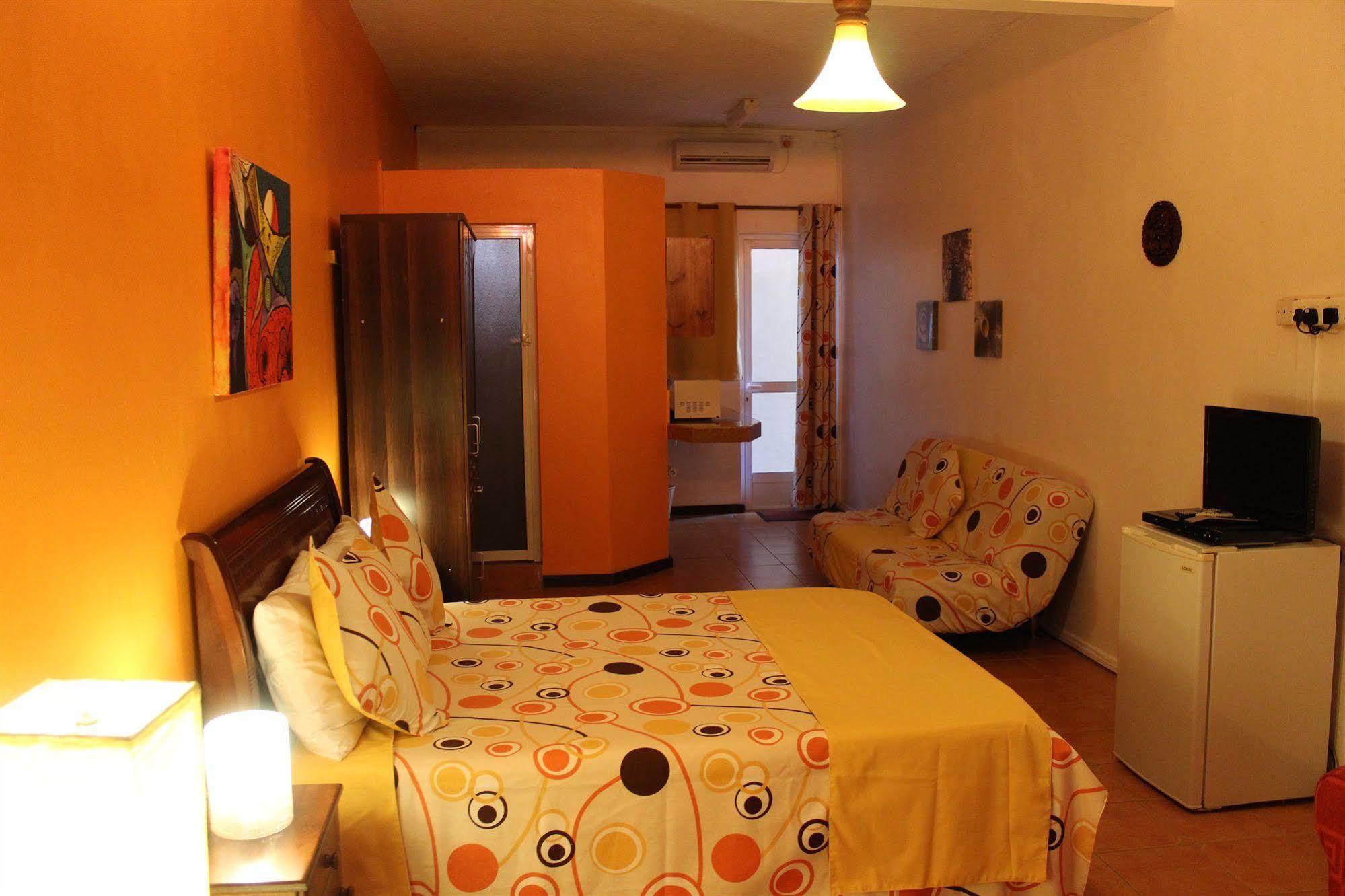 L'Oiseau De L'Ocean Tourist Residence Flic en Flac Ngoại thất bức ảnh