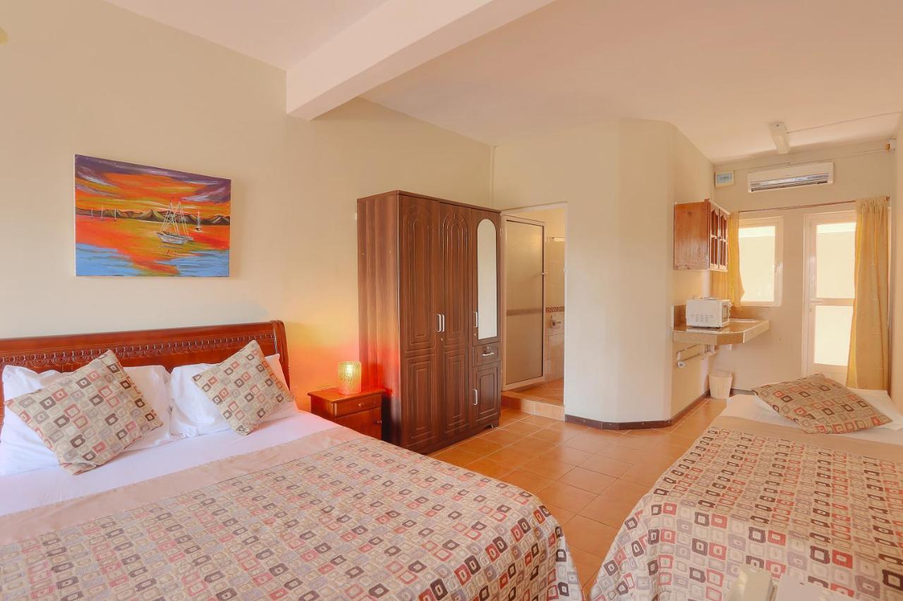 L'Oiseau De L'Ocean Tourist Residence Flic en Flac Ngoại thất bức ảnh