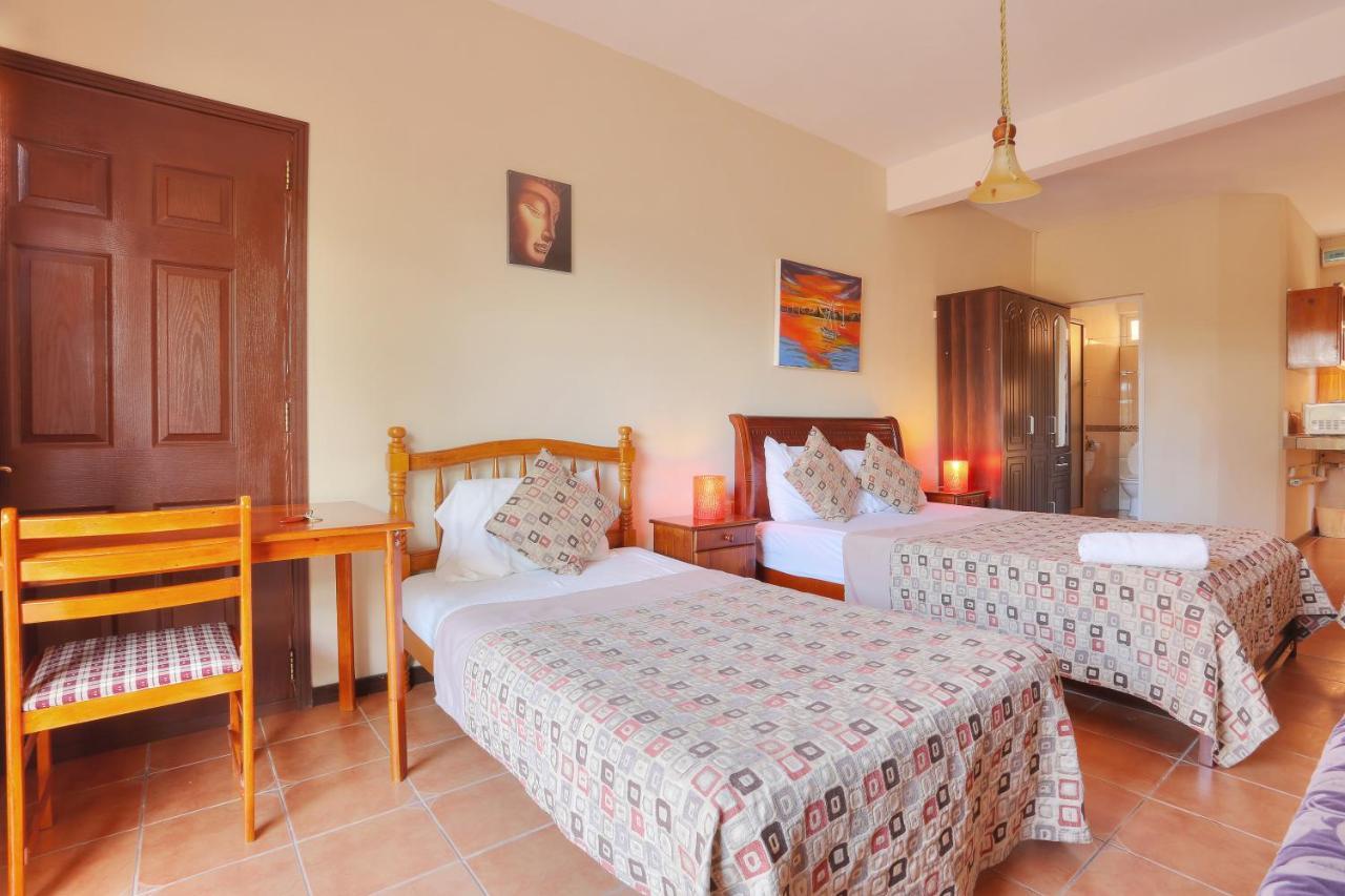 L'Oiseau De L'Ocean Tourist Residence Flic en Flac Ngoại thất bức ảnh